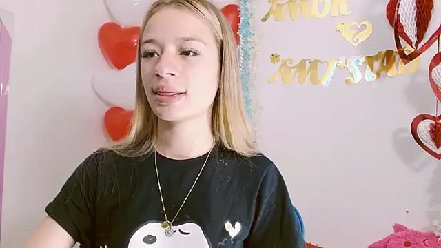 hannah 026 online show from September 12, 11:21 am