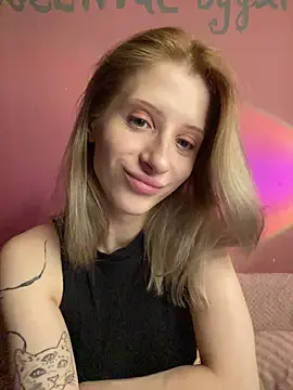 Snapshot of amorearte_m chatting on December 4, 2:48 pm amorearte m online show from December 4, 2:48 pm