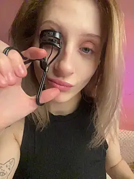 Snapshot of amorearte_m chatting on December 5, 2:47 pm amorearte m online show from December 5, 2:47 pm