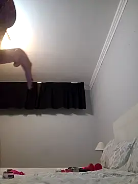 Snapshot of Melody73 chatting on September 26, 4:16 am Melody73 online show from September 26, 4:16 am