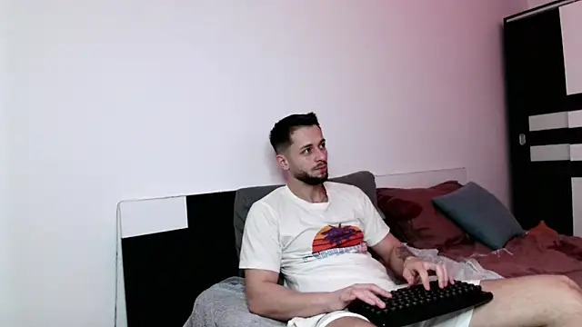 nicholasX1 online show from March 18, 12:36 pm