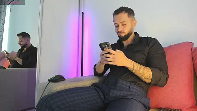 nicholasX1 online show from May 13, 8:44 am