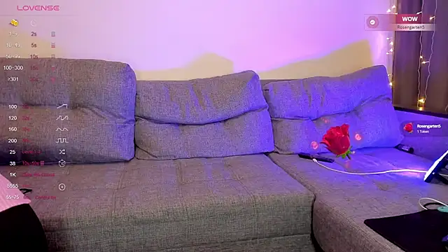 dinky  emily online show from March 13, 2:33 pm