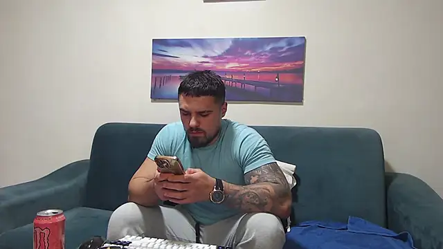 Tiberius hunk online show from December 3, 5:11 pm