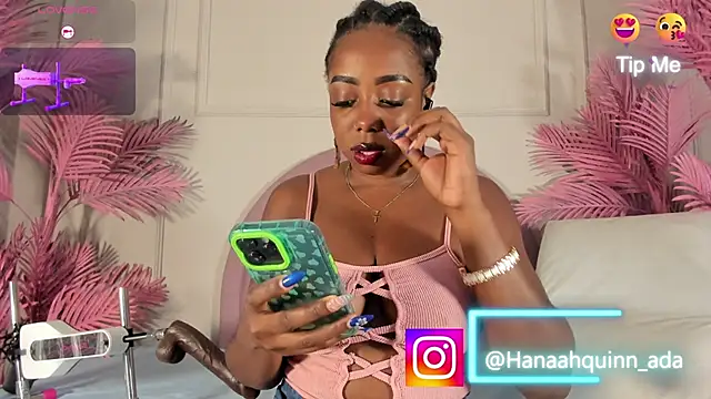 Snapshot of Hanaahquinn chatting on February 20, 11:43 am Hanaahquinn online show from February 20, 11:43 am