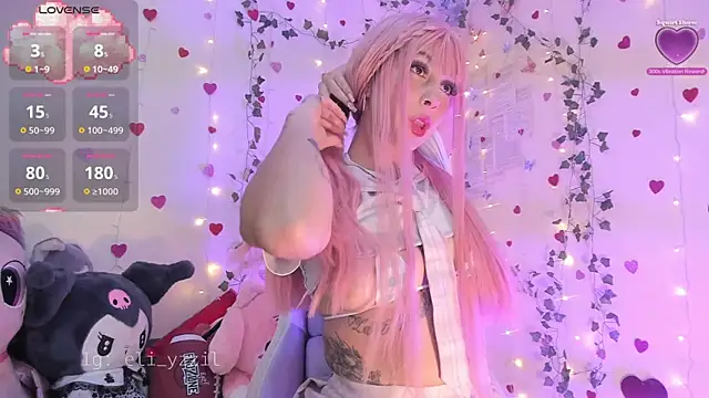 elizabeth jiing online show from March 14, 11:11 pm