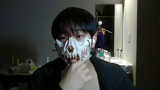 sdamvo2 online show from October 31, 1:34 pm