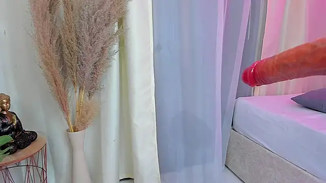 im hanna1 online show from November 28, 8:00 pm