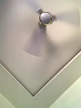 Snapshot of BoyExplorer24 chatting on October 19, 3:34 pm BoyExplorer24 online show from October 19, 3:34 pm