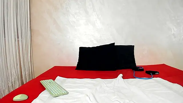 Snapshot of nole_jokker chatting on March 18, 5:31 pm nole jokker online show from March 18, 5:31 pm