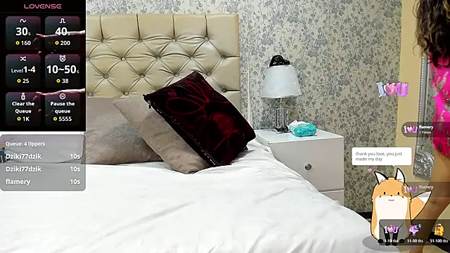 Snapshot of LiliJensen chatting on November 14, 10:03 am LiliJensen online show from November 14, 10:03 am