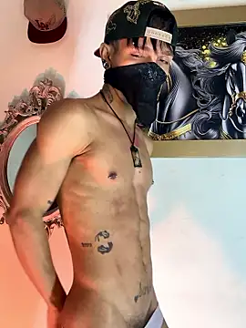 CRAZY-BOY99 online show from March 10, 11:37 am