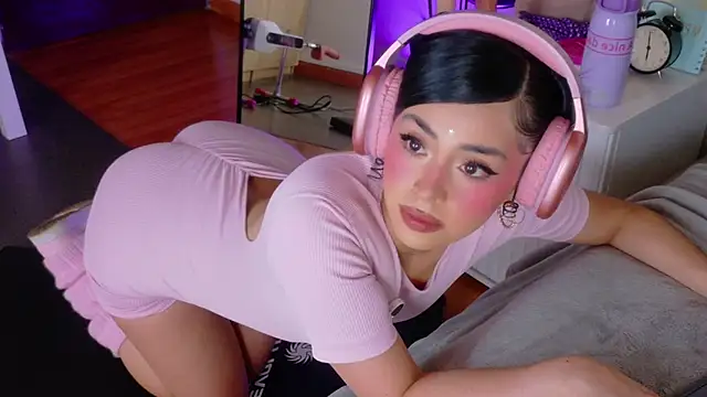 SaritaBratz online show from May 27, 11:02 pm