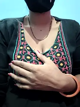 Snapshot of Sexyradha_ chatting on February 10, 1:04 pm Sexyradha online show from February 10, 1:04 pm