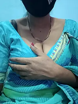 Snapshot of Sexyradha_ chatting on February 14, 1:19 pm Sexyradha online show from February 14, 1:19 pm