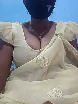 Snapshot of Sexyradha_ chatting on February 28, 5:14 pm Sexyradha online show from February 28, 5:14 pm