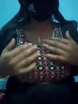 Snapshot of Sexyradha_ chatting on March 2, 4:03 pm Sexyradha online show from March 2, 4:03 pm