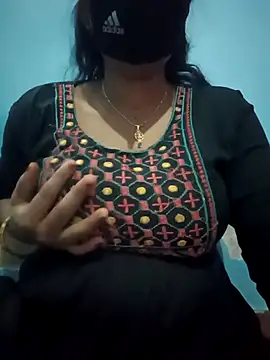 Sexyradha  online show from March 22, 4:32 pm