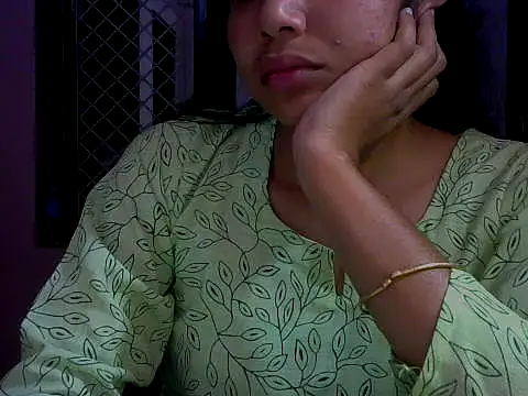 Snapshot of mayra89 chatting on October 23, 1:43 pm mayra89 online show from October 23, 1:43 pm