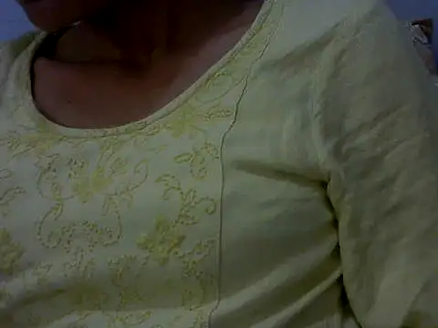 Snapshot of mayra89 chatting on February 25, 8:40 pm mayra89 online show from February 25, 8:40 pm