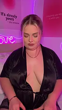 April Vancee online show from June 26, 5:06 pm