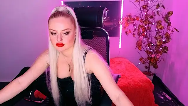 Miss Alice Silver online show from October 26, 4:13 pm