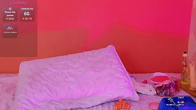 playfulcurvy online show from October 1, 9:32 pm