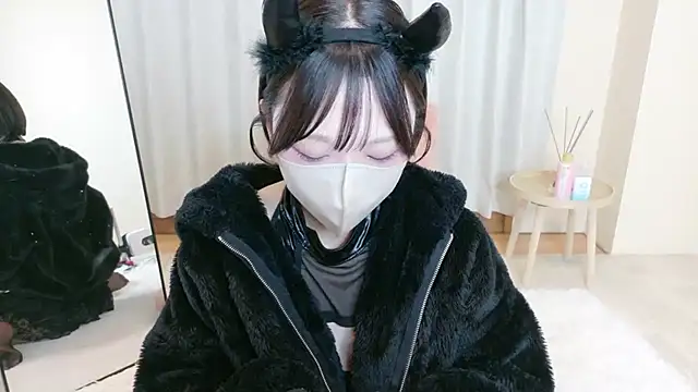 Snapshot of mami-pokoch chatting on December 5, 12:25 pm mami-pokoch online show from December 5, 12:25 pm