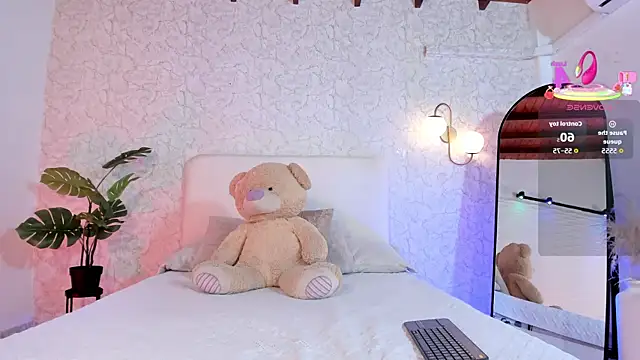 alanarouge online show from March 10, 11:48 am