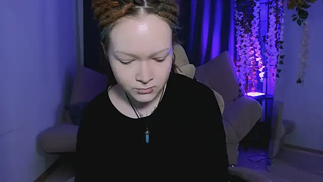 Snapshot of NicoleFlloret chatting on March 6, 5:46 am NicoleFlloret online show from March 6, 5:46 am