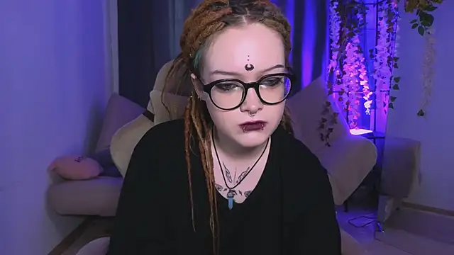 Snapshot of NicoleFlloret chatting on March 6, 8:52 am NicoleFlloret online show from March 6, 8:52 am