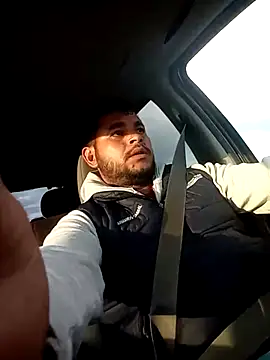 Snapshot of reycorona chatting on January 12, 2:22 pm reycorona online show from January 12, 2:22 pm