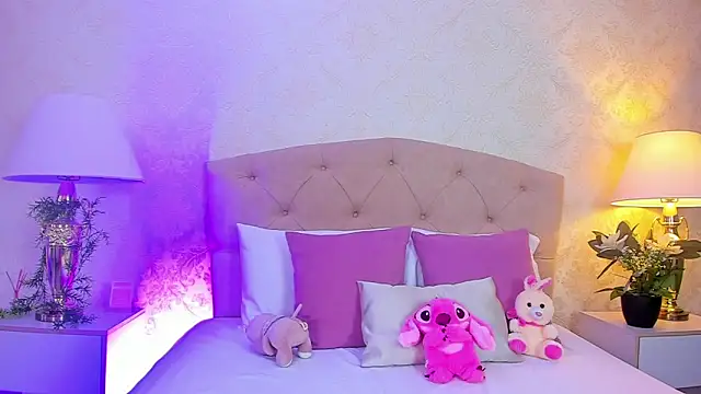 Mia Montess online show from March 11, 12:22 pm