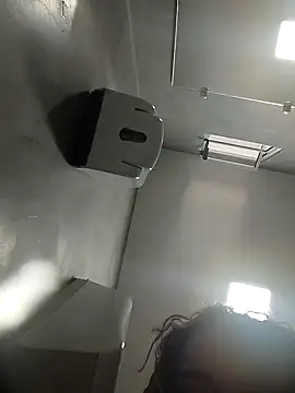 Snapshot of viviksmel chatting on October 8, 4:26 pm viviksmel online show from October 8, 4:26 pm