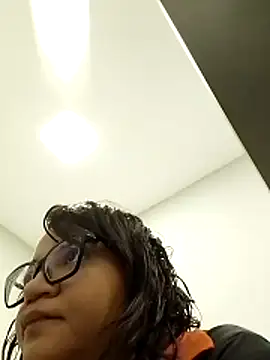 viviksmel online show from December 3, 5:00 pm