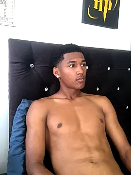 Snapshot of LexiAndDeker chatting on November 10, 6:18 pm LexiAndDeker online show from November 10, 6:18 pm