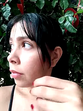 Snapshot of Candy-Body chatting on March 6, 1:24 pm Candy-Body online show from March 6, 1:24 pm