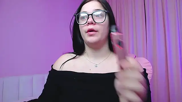 Snapshot of Eliss_Shyyo chatting on March 9, 4:27 am Eliss Shyyo online show from March 9, 4:27 am