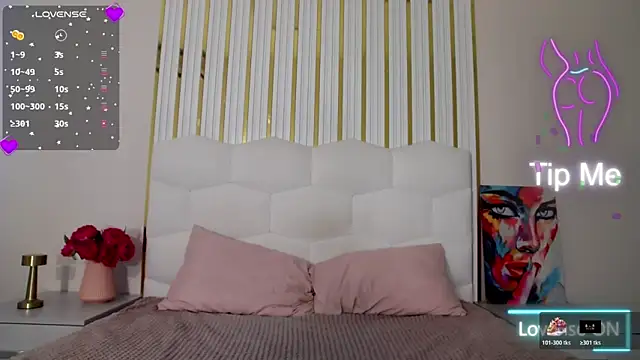 Snapshot of Eliss_Shyyo chatting on October 22, 5:52 am Eliss Shyyo online show from October 22, 5:52 am