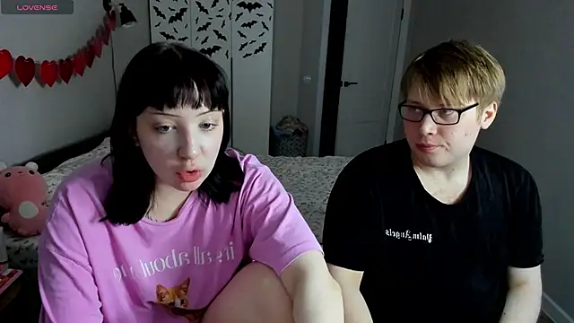 JayMollyy online show from February 8, 4:32 pm