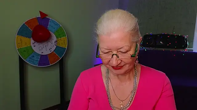 Maya Mayflower online show from March 15, 6:25 am