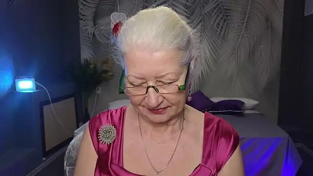 Maya Mayflower online show from March 17, 9:12 am