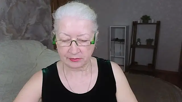 Maya Mayflower online show from March 20, 3:25 pm