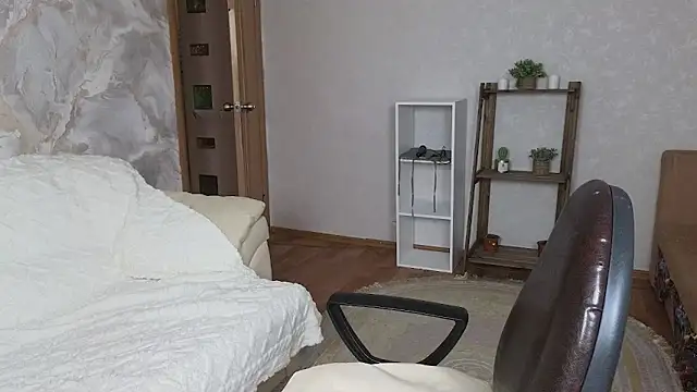 Maya Mayflower online show from March 20, 6:31 pm