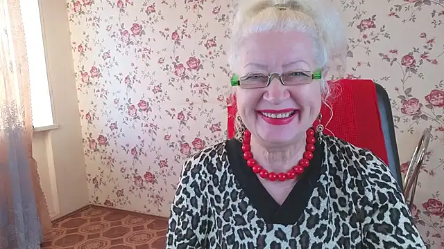 Maya Mayflower online show from October 24, 4:42 am