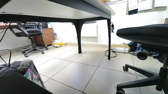 Snapshot of GM51-1988 chatting on September 25, 3:49 pm GM51-1988 online show from September 25, 3:49 pm