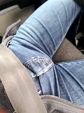 Snapshot of GM51-1988 chatting on November 18, 10:09 am GM51-1988 online show from November 18, 10:09 am