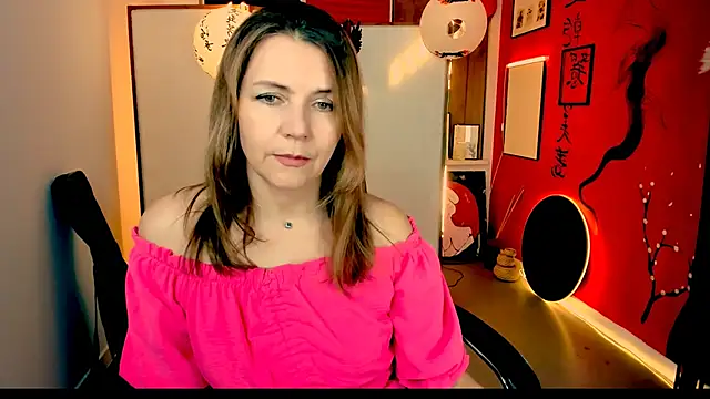 NicoleHitman online show from April 5, 1:08 pm