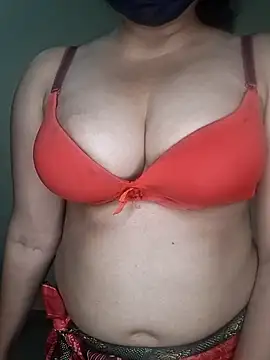 Snapshot of cute_nansi chatting on March 2, 7:45 pm cute nansi online show from March 2, 7:45 pm