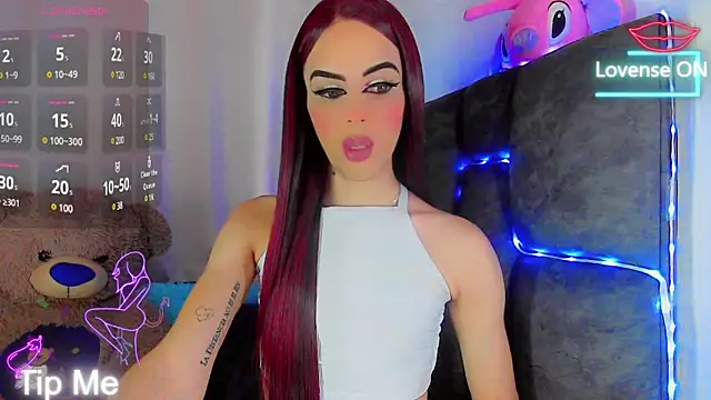 Snapshot of IvanaColizon_BigCock chatting on March 15, 2:34 pm IvanaColizon BigCock online show from March 15, 2:34 pm